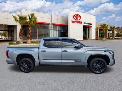 2023 Toyota Tundra Hybrid Platinum