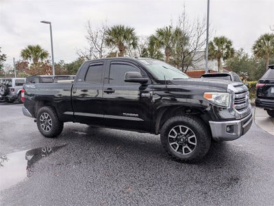 2017 Toyota Tundra SR5