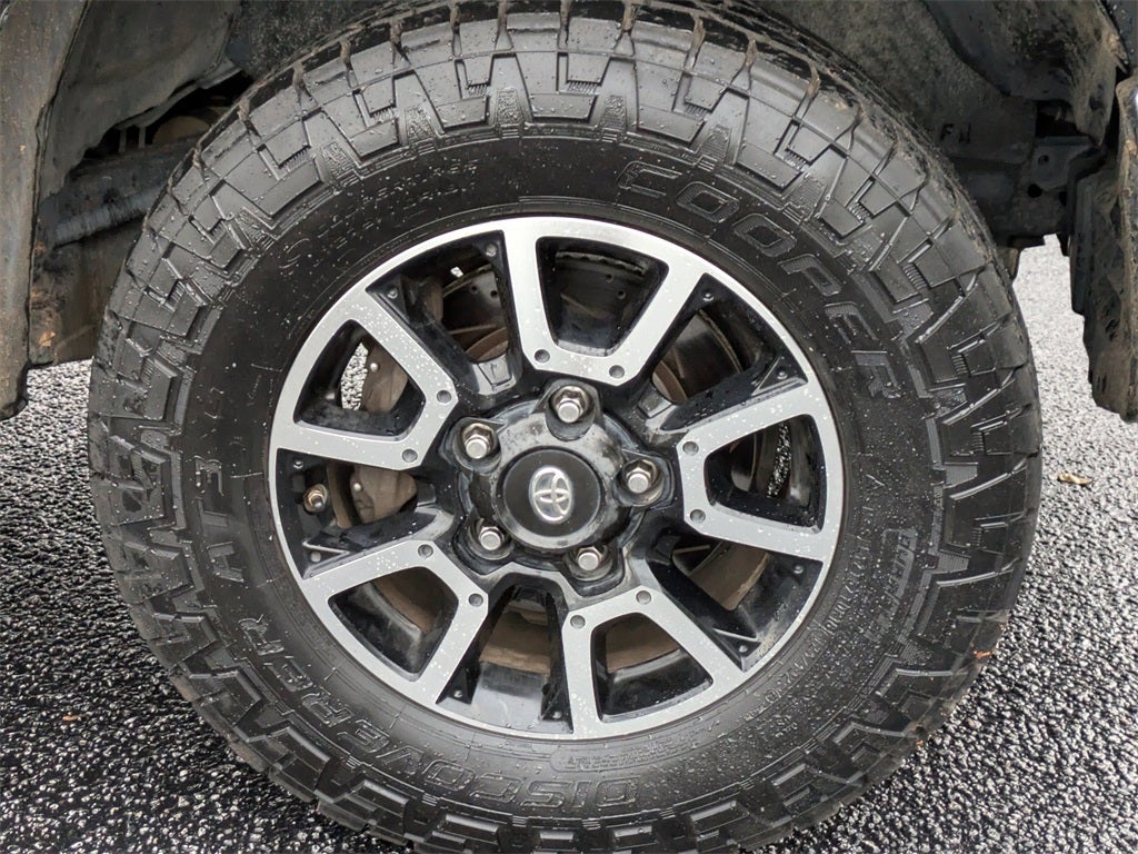 2017 Toyota Tundra SR5