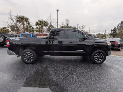 2017 Toyota Tundra SR5