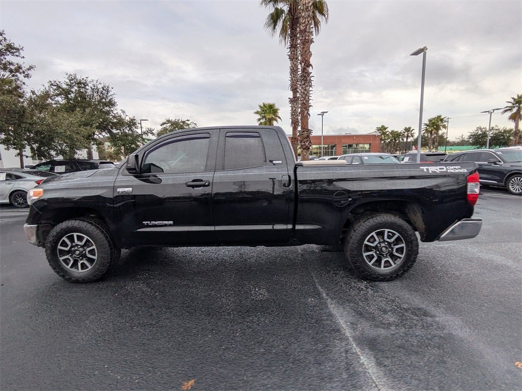 2017 Toyota Tundra SR5