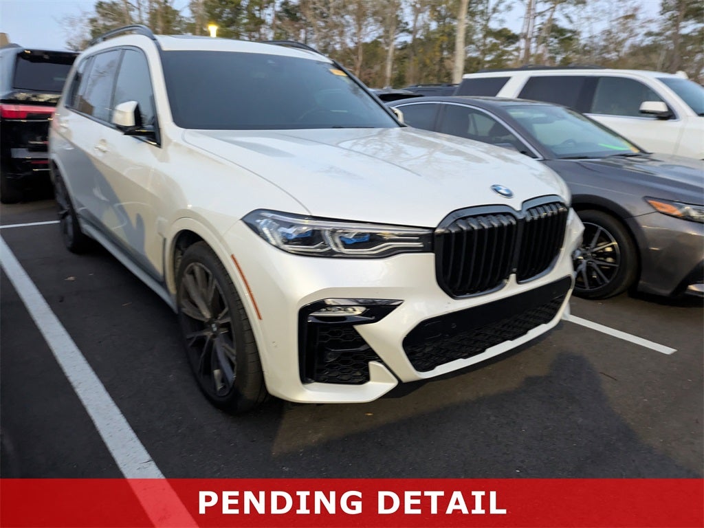 2021 BMW X7 M50i