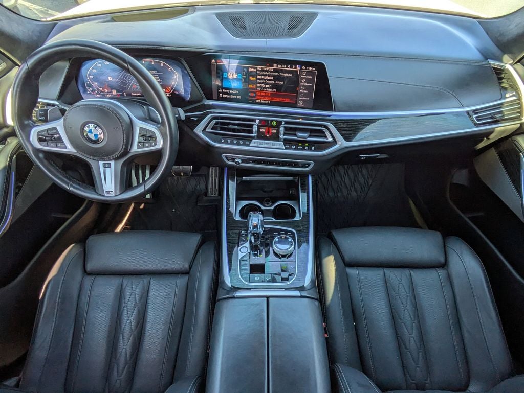 2021 BMW X7 M50i