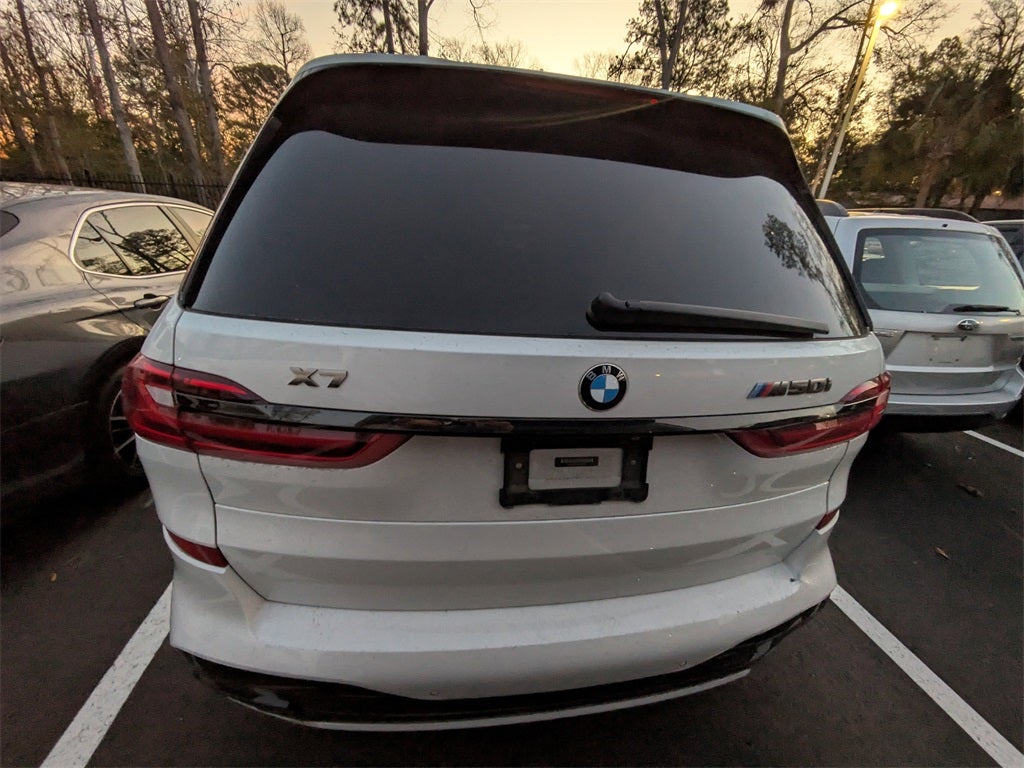 2021 BMW X7 M50i