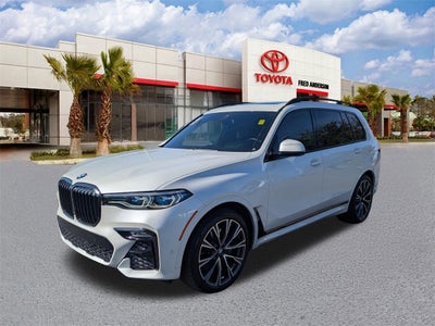 2021 BMW X7 M50i