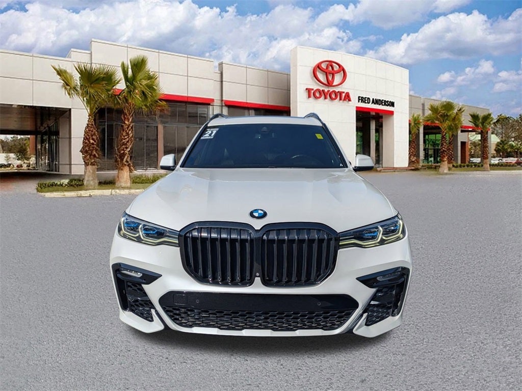 2021 BMW X7 M50i