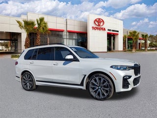 2021 BMW X7 M50i