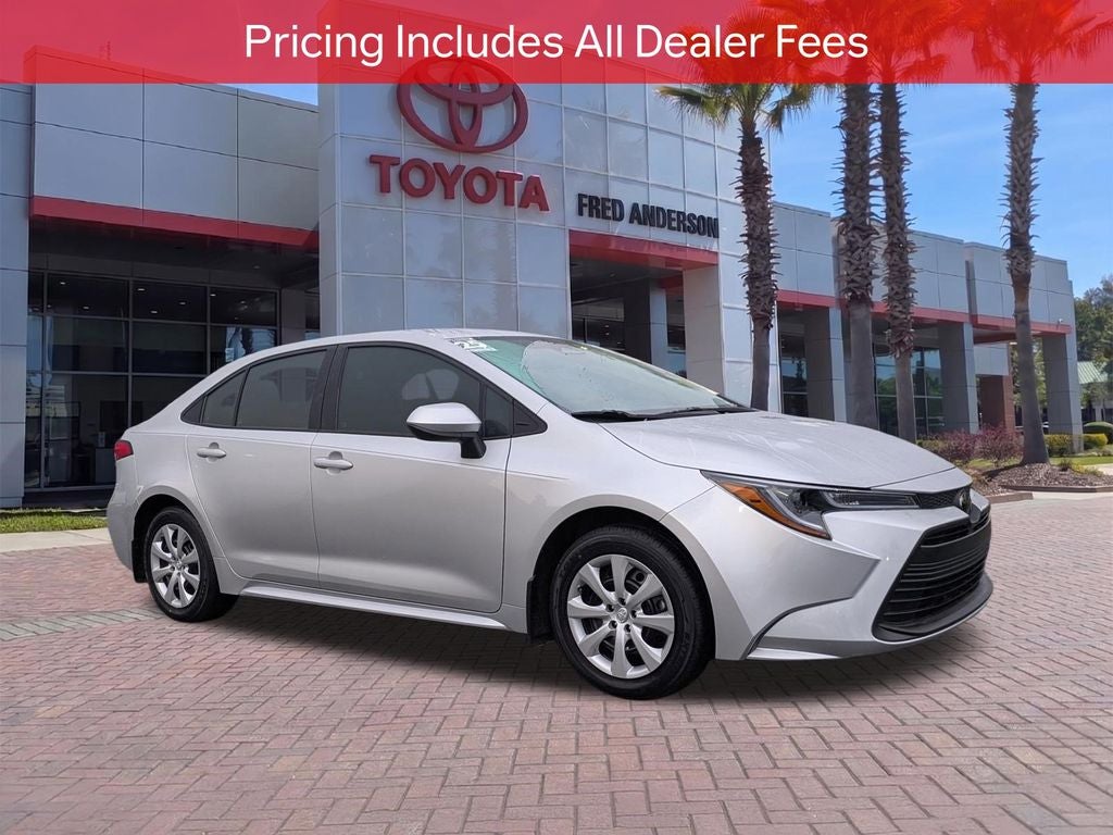 2025 Toyota Corolla LE