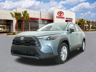 2026 Toyota Corolla Cross LE