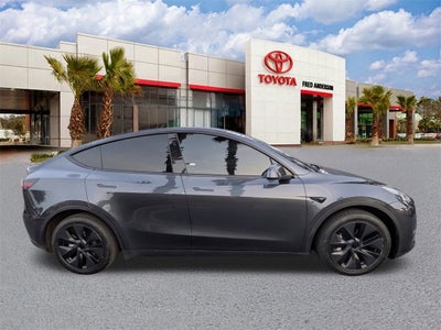 2024 Tesla Model Y Long Range