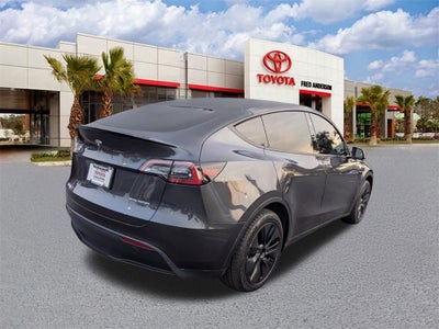 2024 Tesla Model Y Long Range