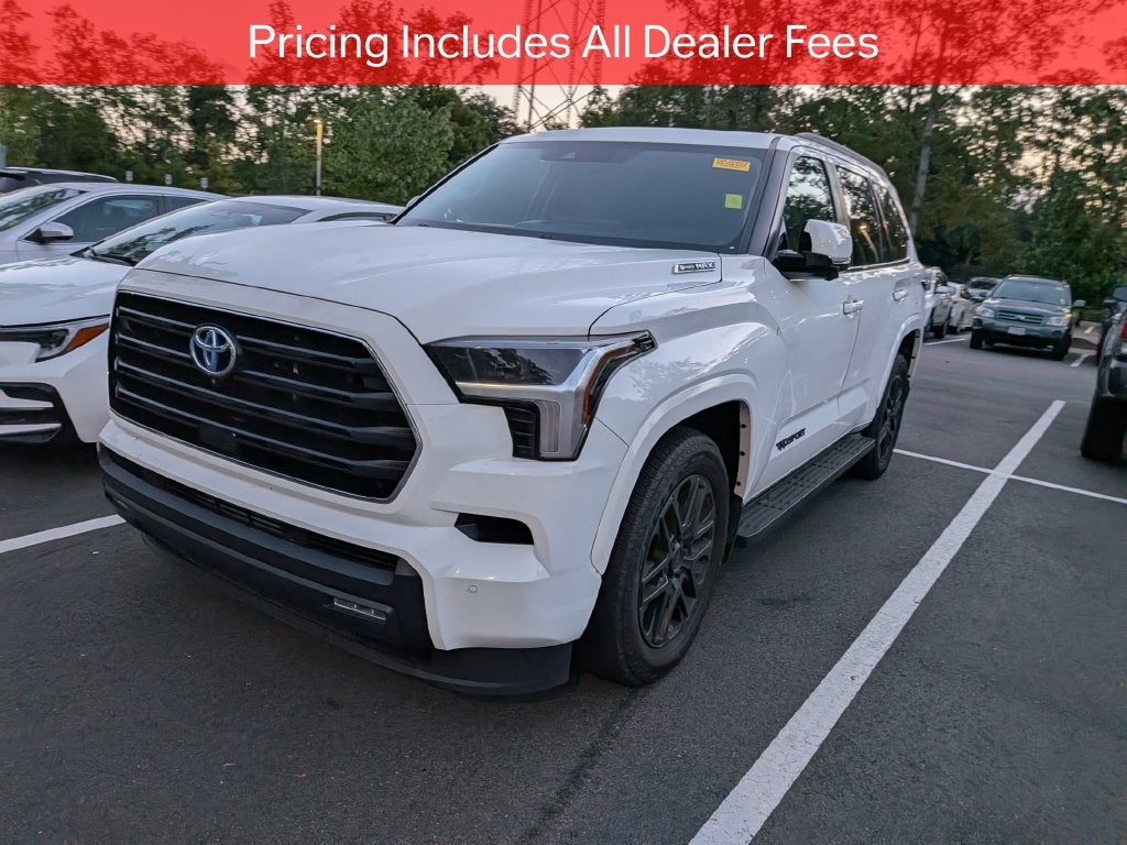 2024 Toyota Sequoia SR5