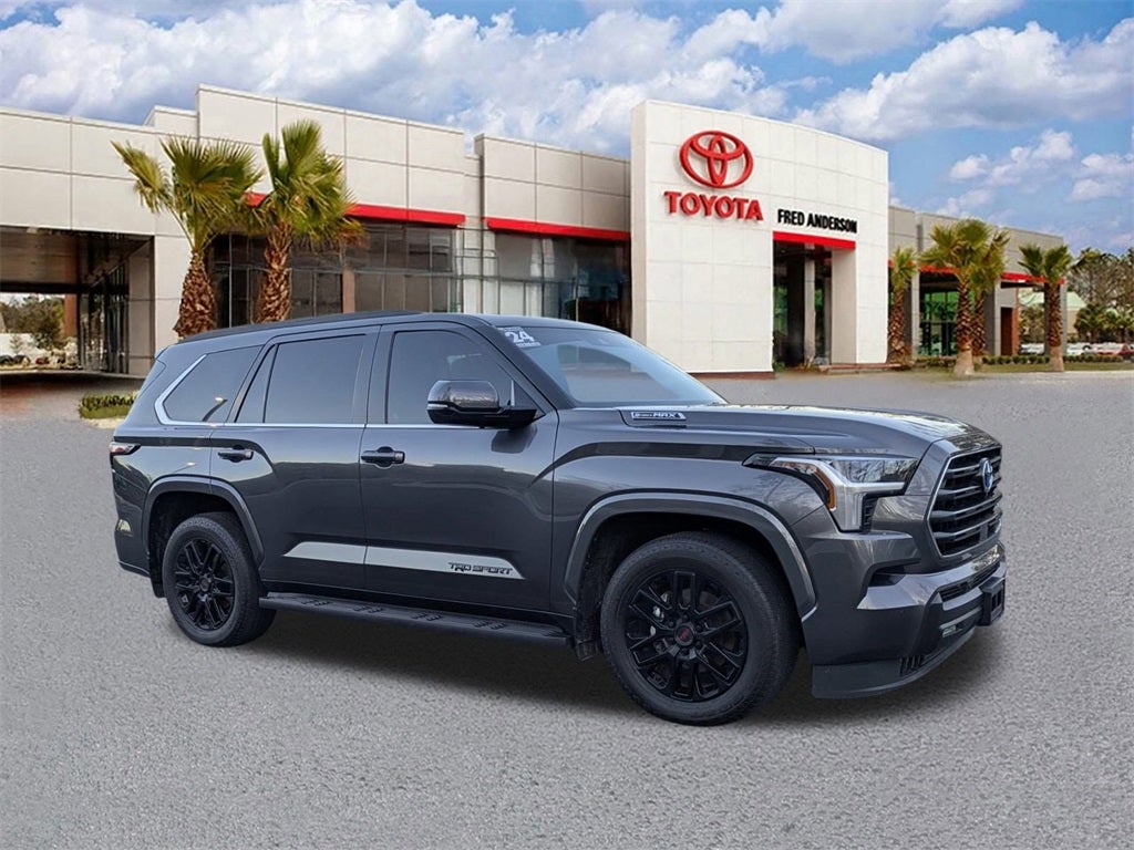 2024 Toyota Sequoia SR5
