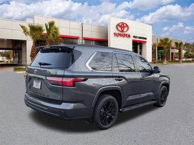 2024 Toyota Sequoia SR5