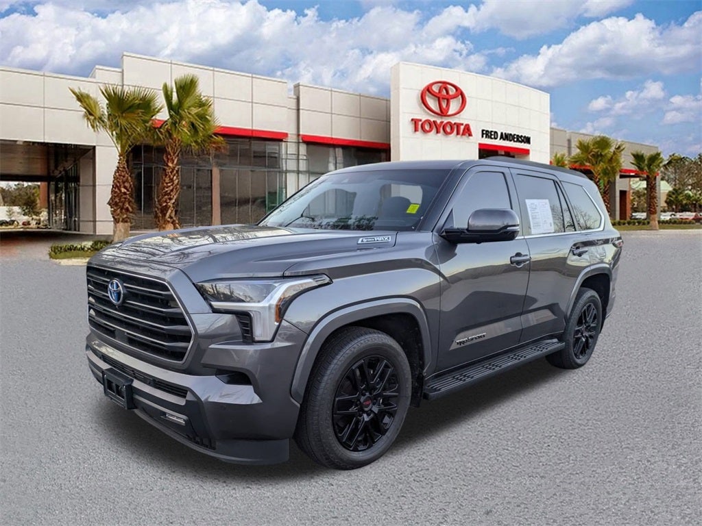 2024 Toyota Sequoia SR5