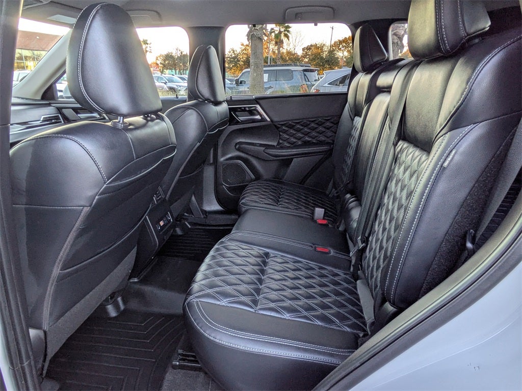 2024 Mitsubishi Outlander SEL