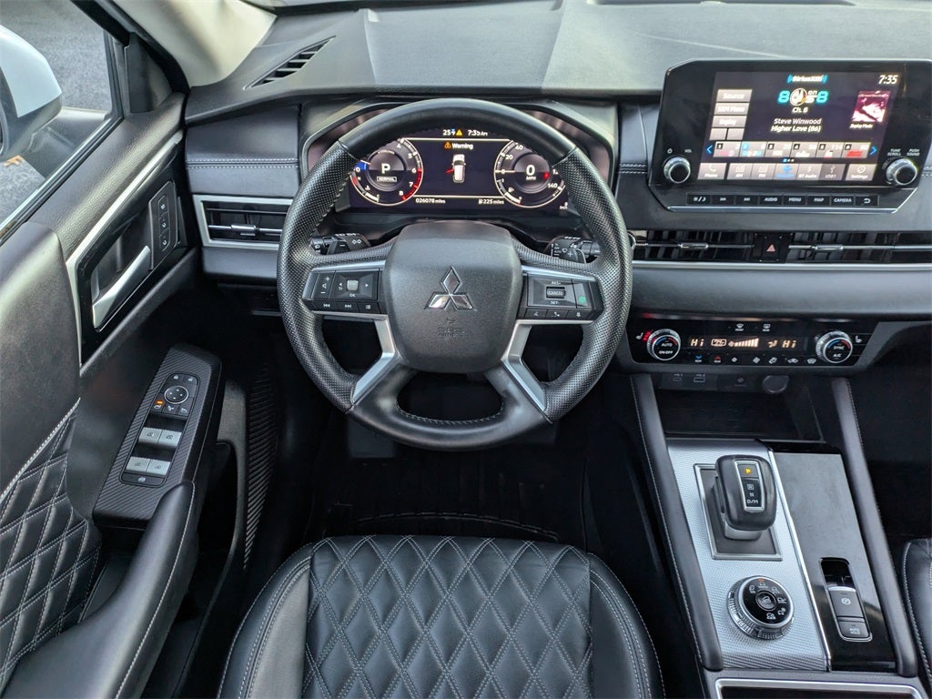 2024 Mitsubishi Outlander SEL