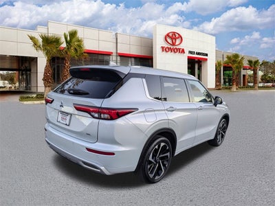 2024 Mitsubishi Outlander SEL