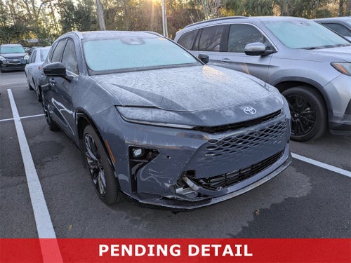 2025 Toyota Crown Signia Limited