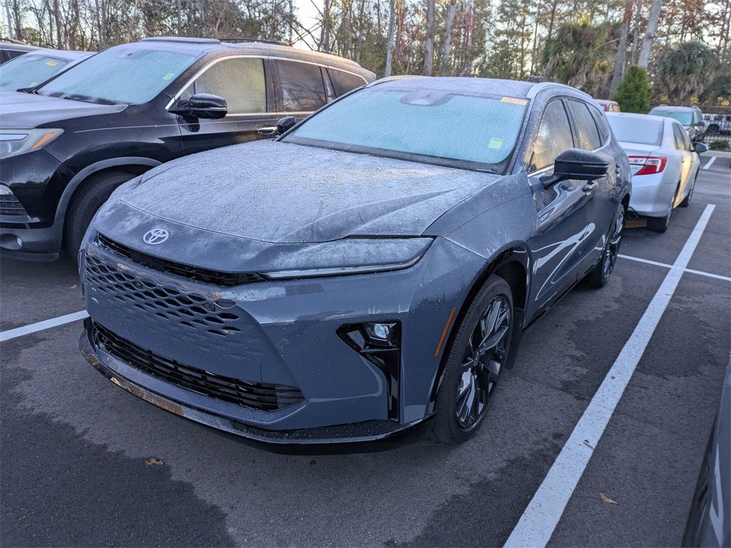 2025 Toyota Crown Signia Limited