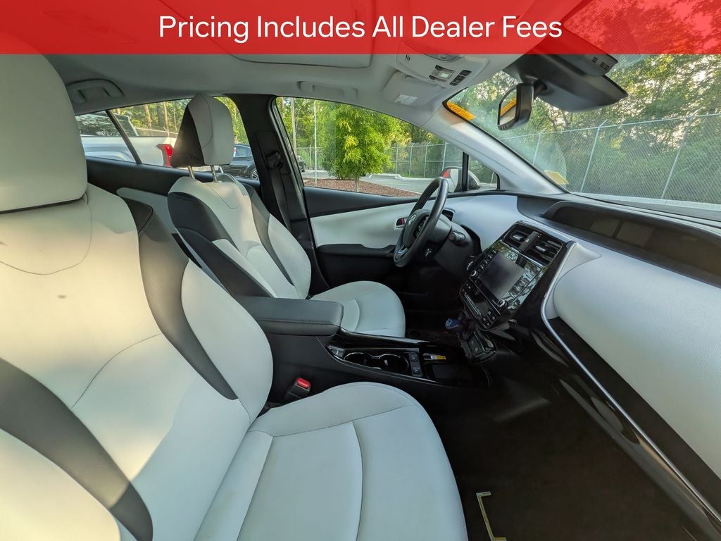 2022 Toyota Prius XLE