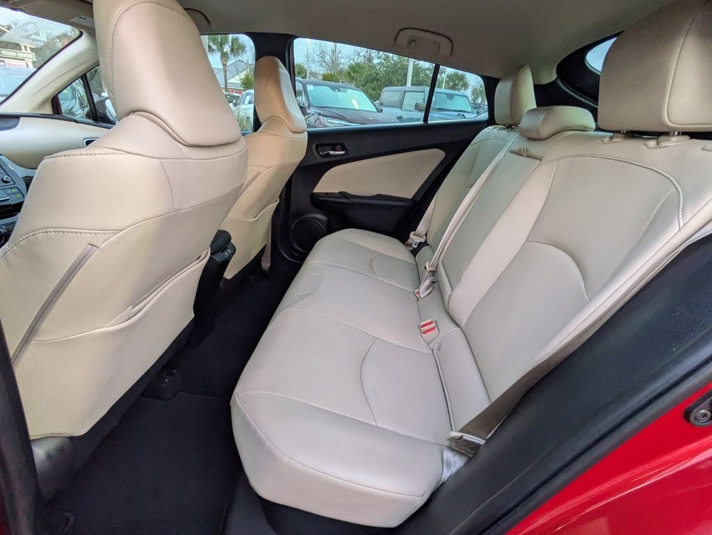 2020 Toyota Prius XLE