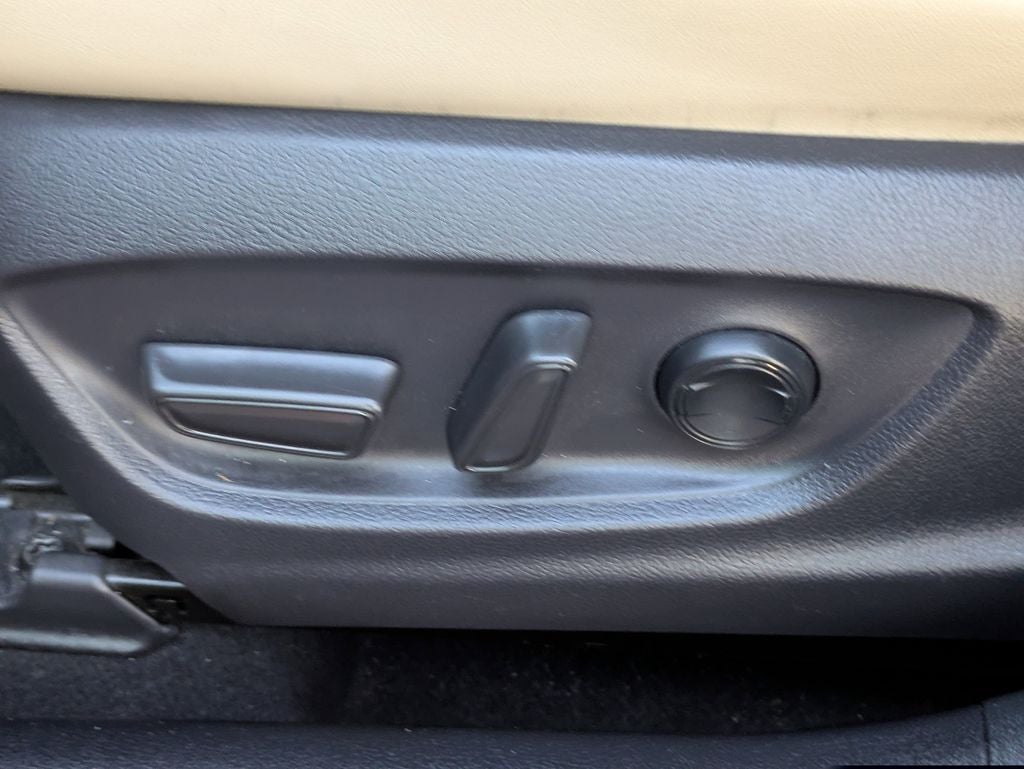 2020 Toyota Prius XLE