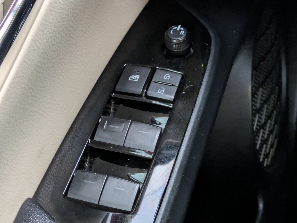 2020 Toyota Prius XLE