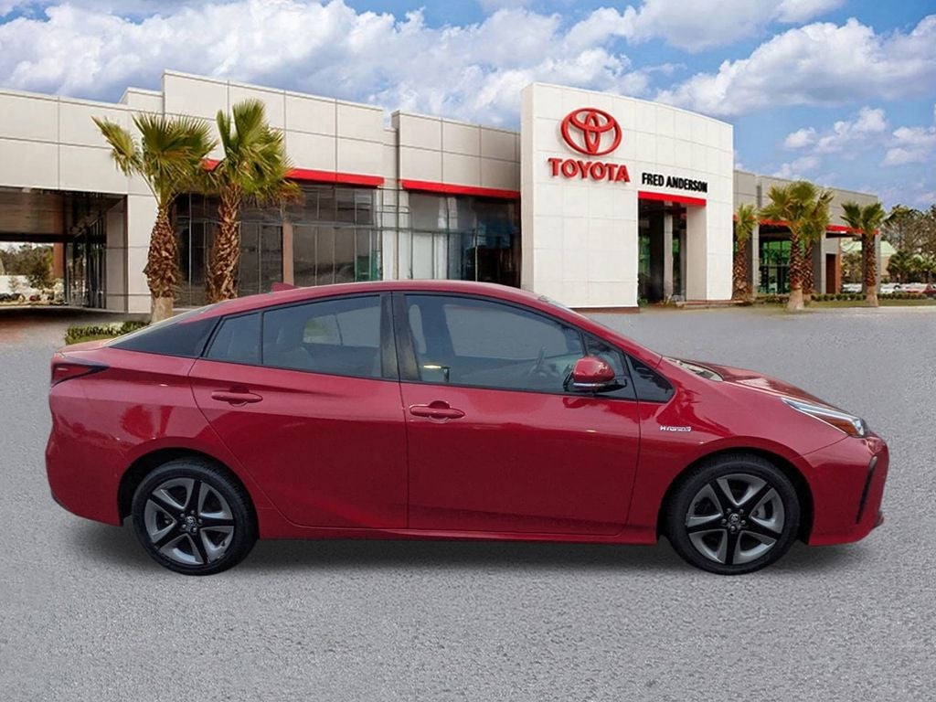 2020 Toyota Prius XLE