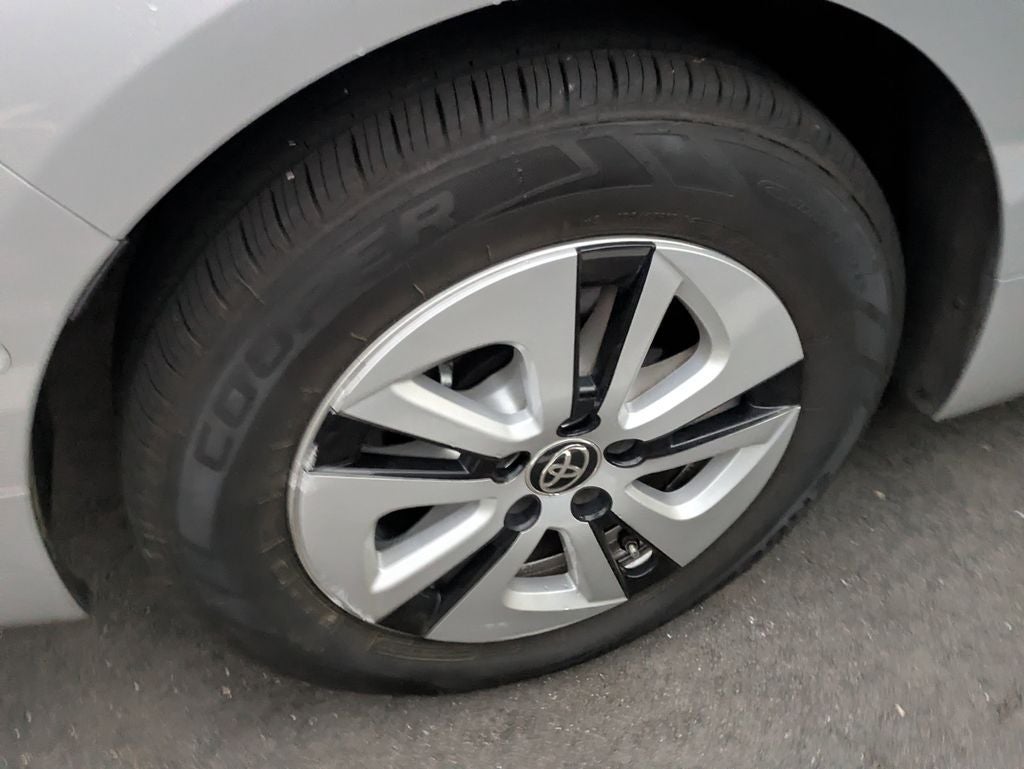 2018 Toyota Prius Three