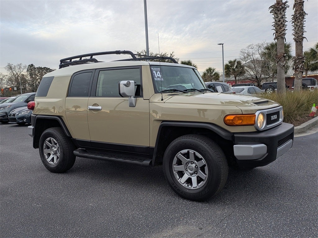 2014 Toyota FJ Cruiser Base