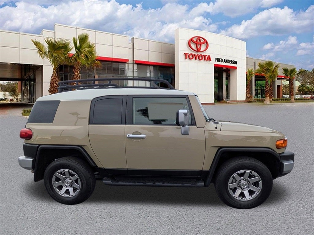 2014 Toyota FJ Cruiser Base