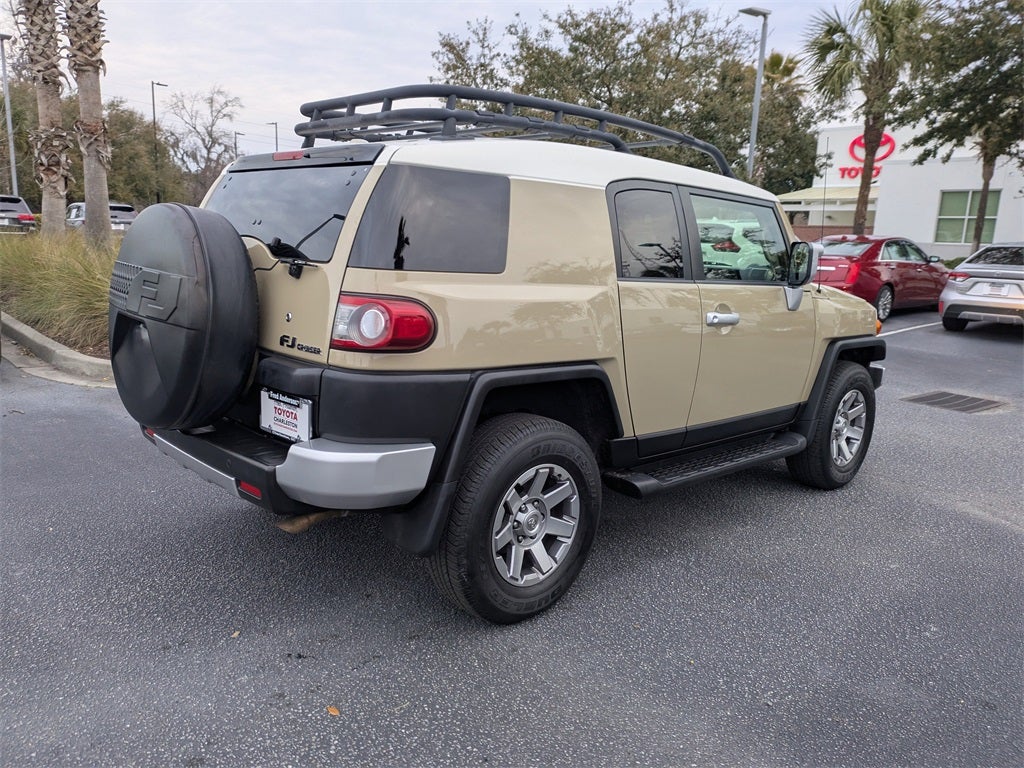 2014 Toyota FJ Cruiser Base