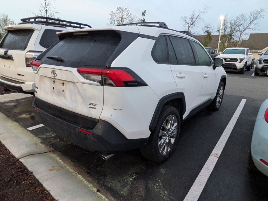 2019 Toyota RAV4 XLE Premium