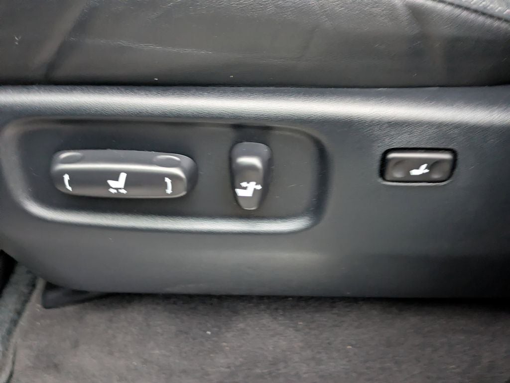 2019 Toyota Land Cruiser Base