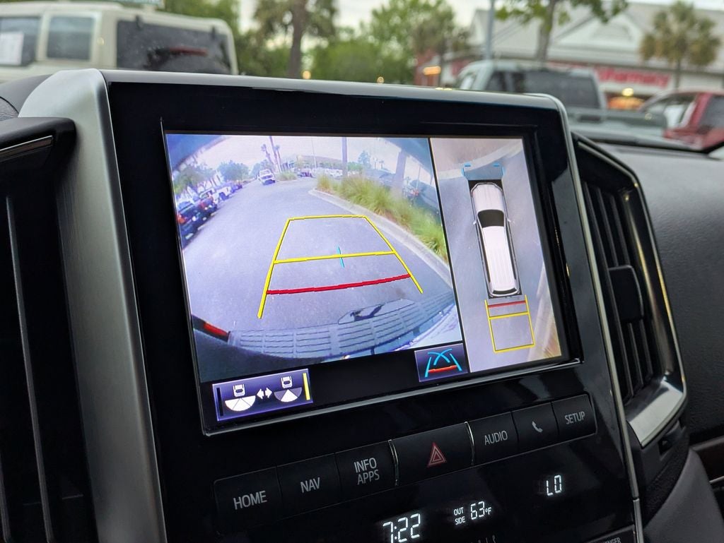 2019 Toyota Land Cruiser Base