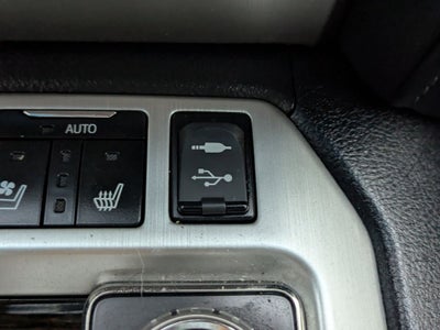 2019 Toyota Land Cruiser Base