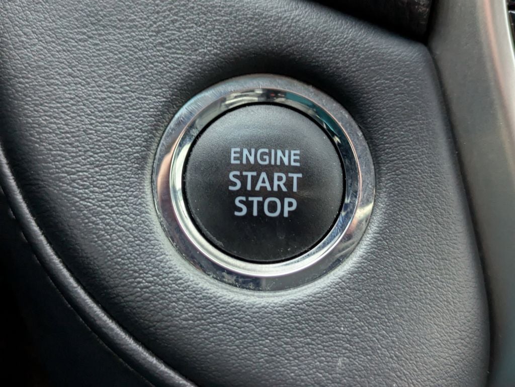 2019 Toyota Land Cruiser Base