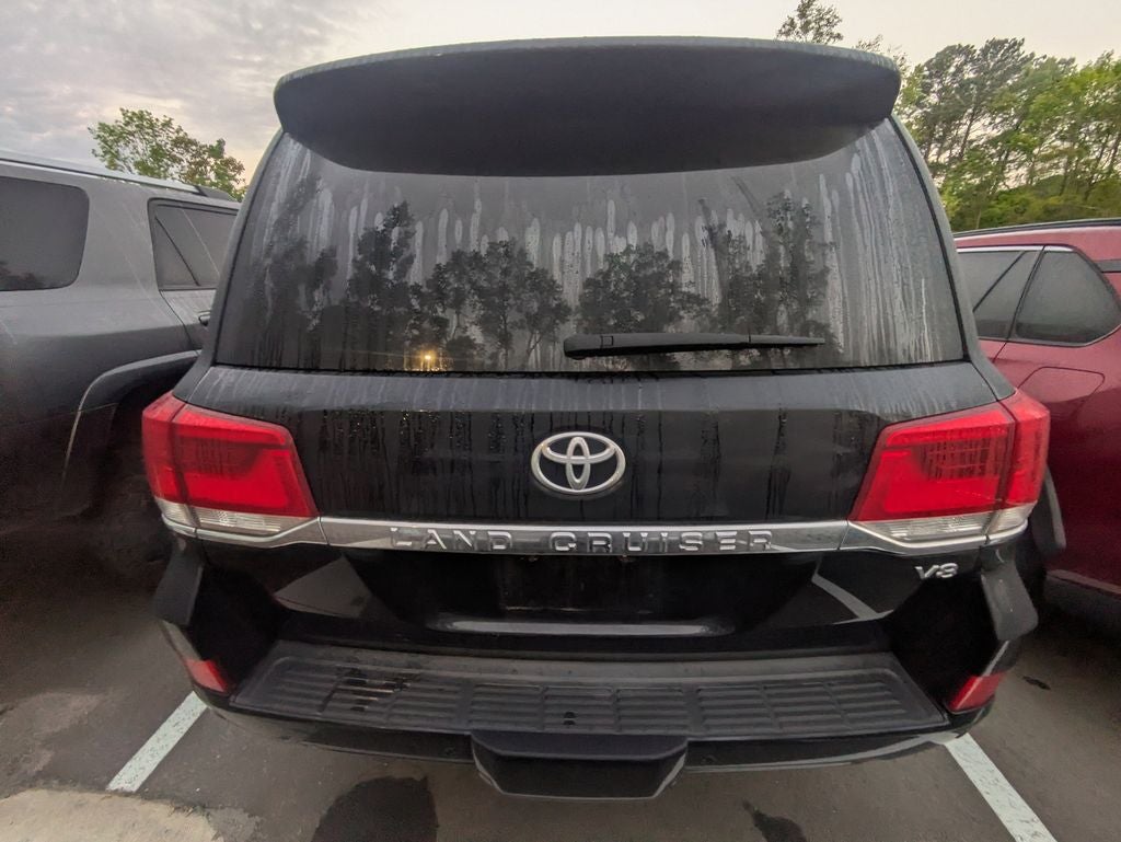 2019 Toyota Land Cruiser Base