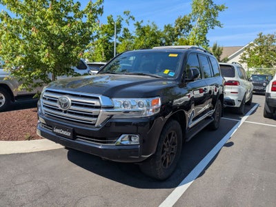 2020 Toyota Land Cruiser Base