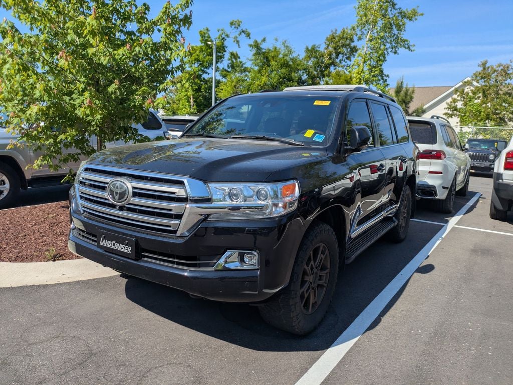 2020 Toyota Land Cruiser Base