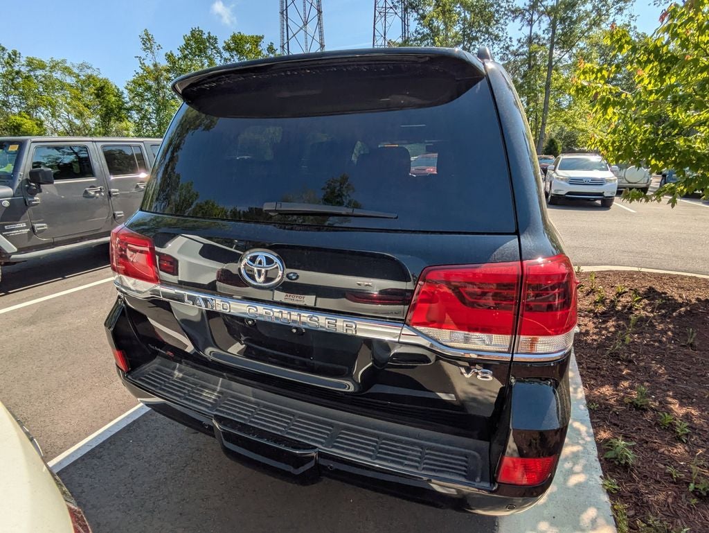 2020 Toyota Land Cruiser Base