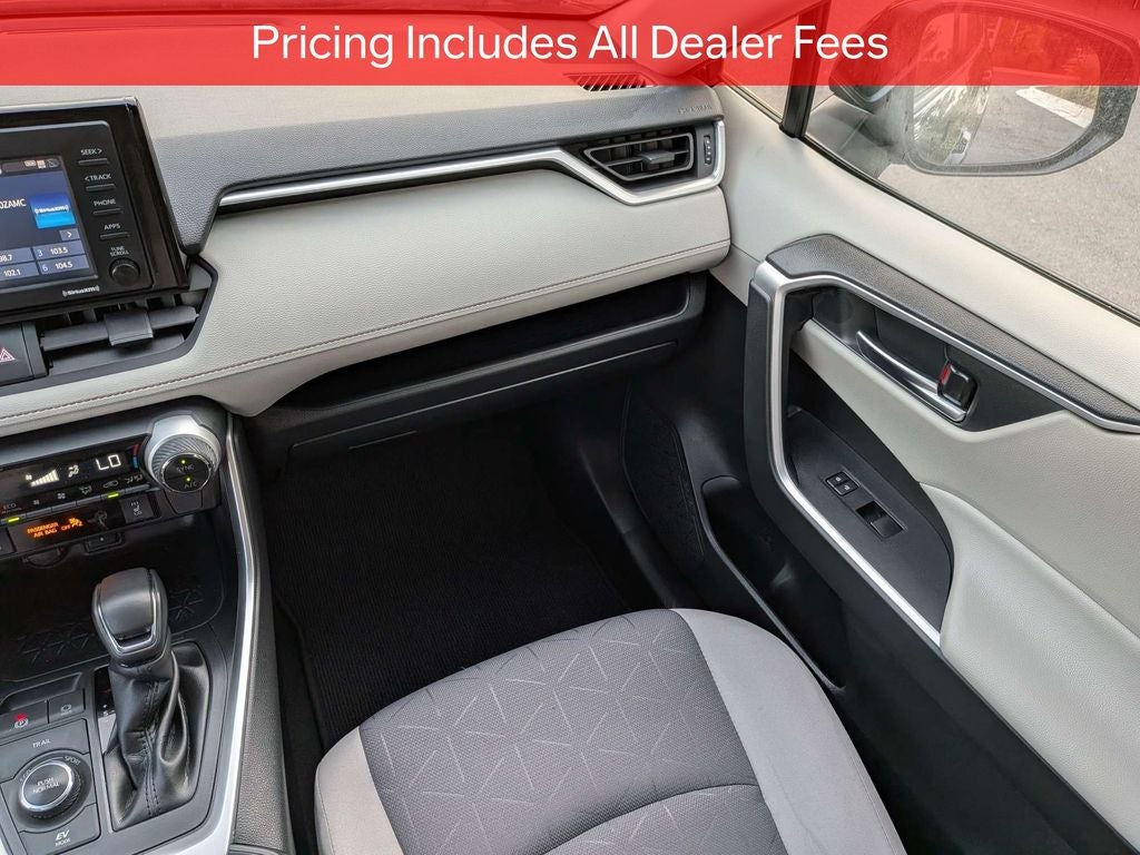 2021 Toyota RAV4 Hybrid XLE