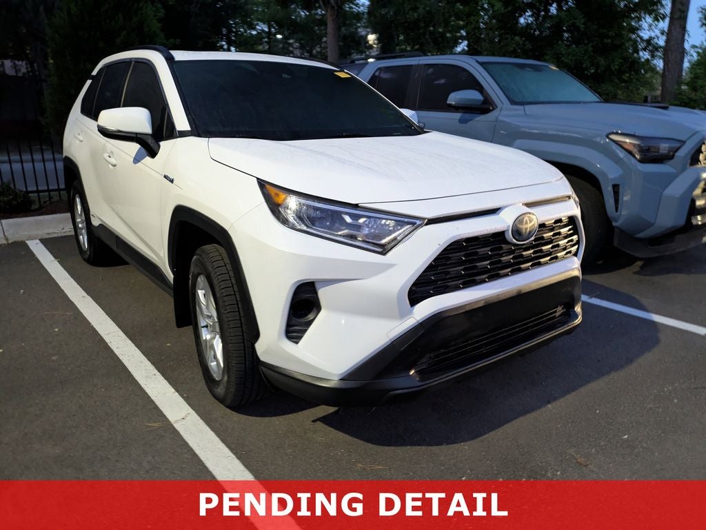 2020 Toyota RAV4 Hybrid XLE