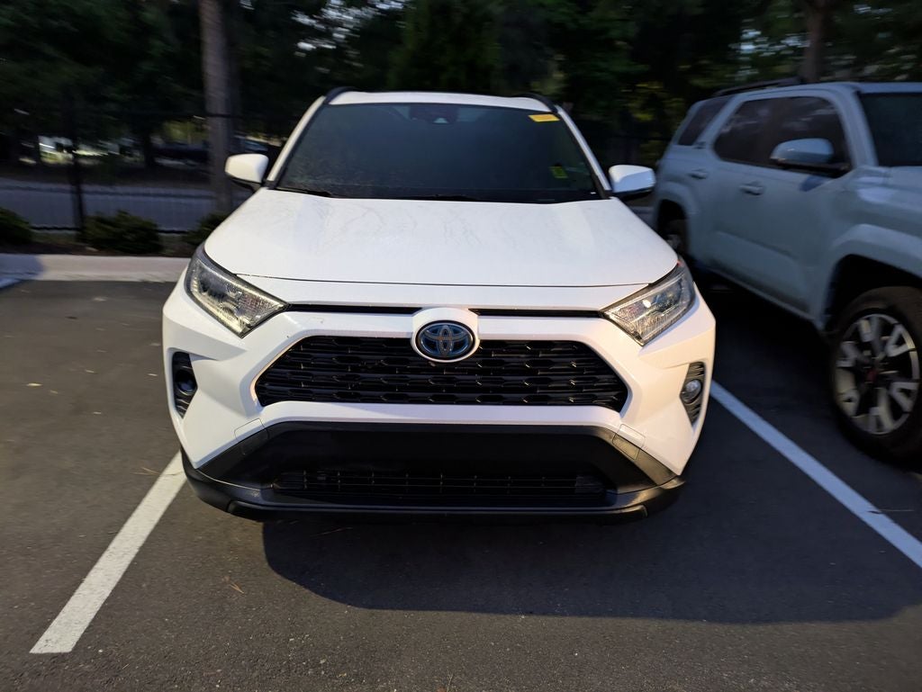 2020 Toyota RAV4 Hybrid XLE