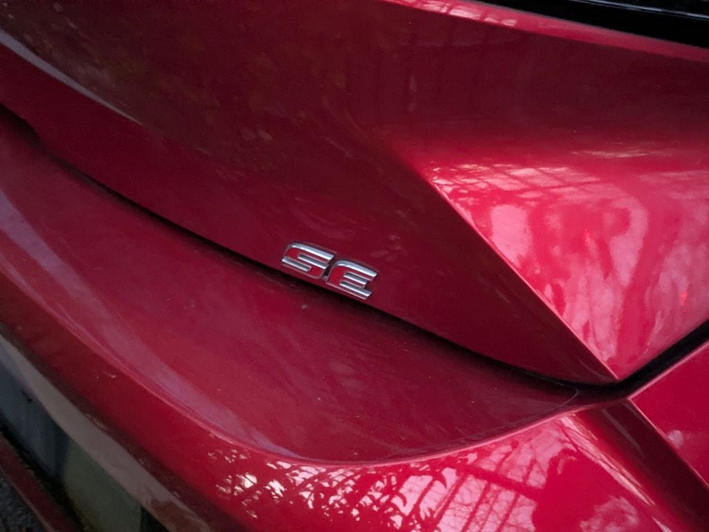 2024 Toyota Corolla Hatchback SE