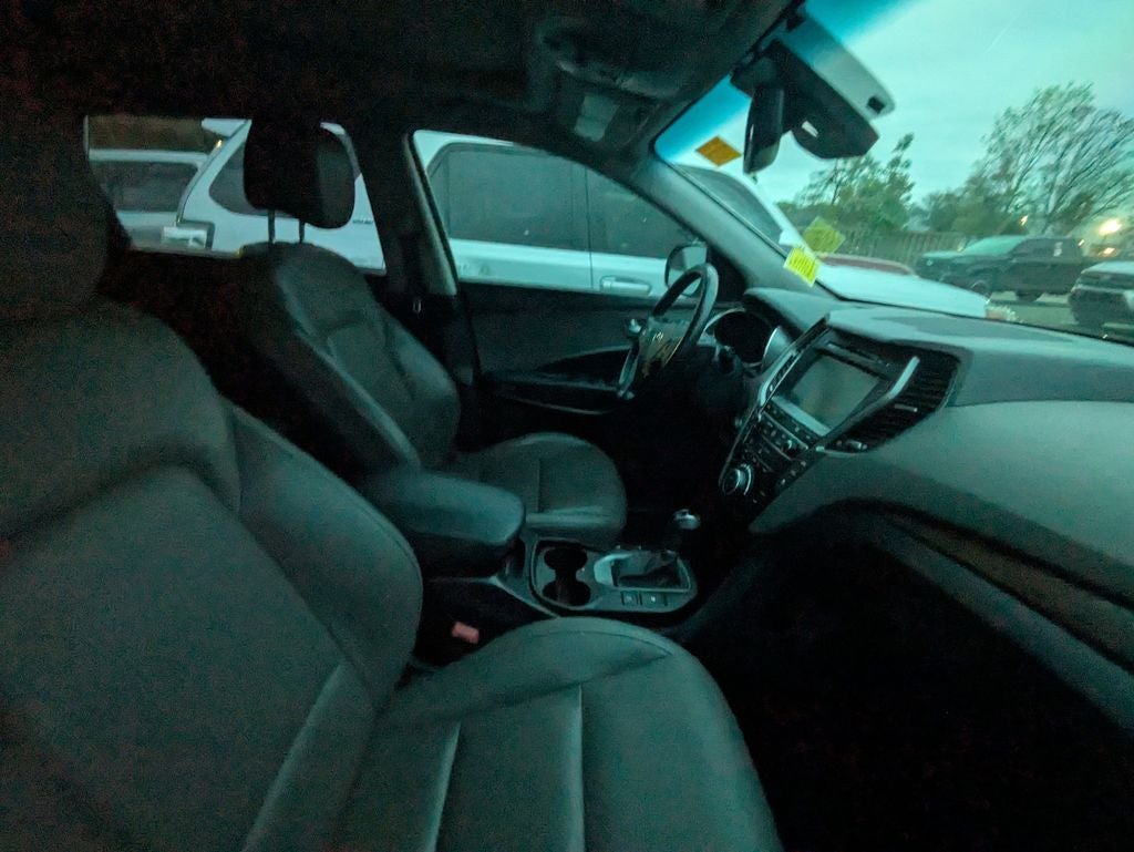 2017 Hyundai Santa Fe SE Ultimate