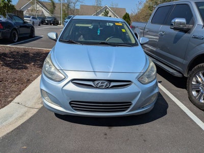 2012 Hyundai Accent GLS