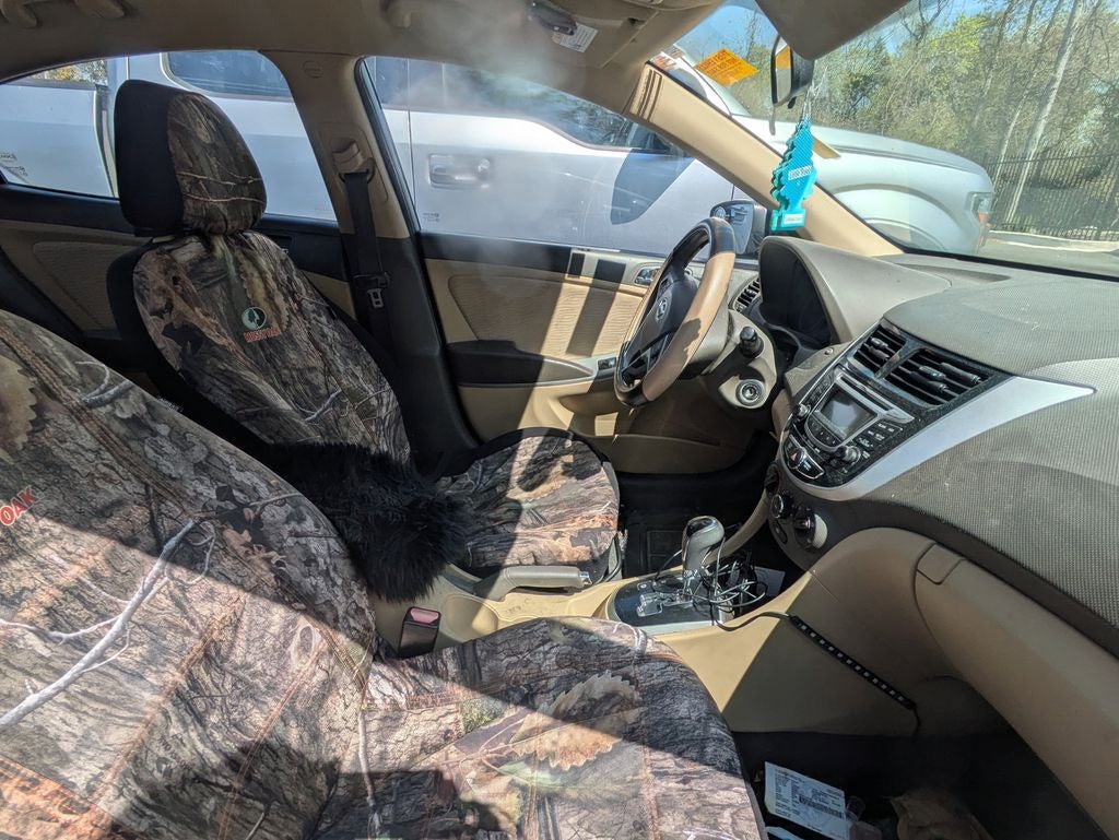 2012 Hyundai Accent GLS