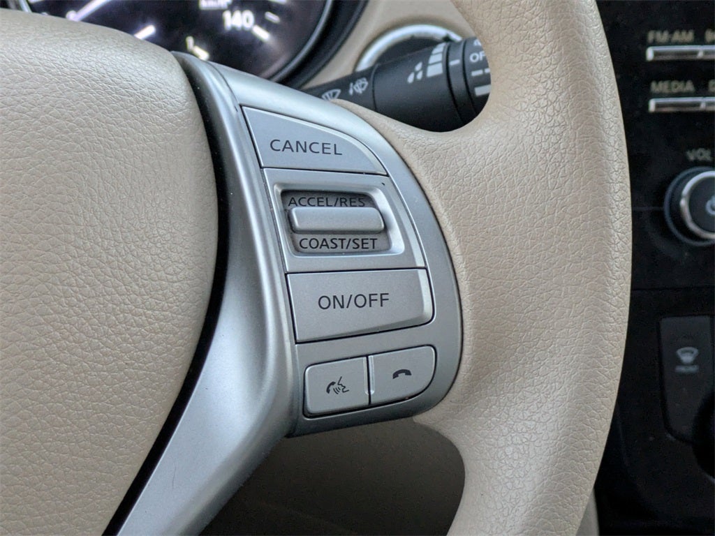 2015 Nissan Rogue SV